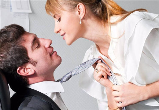 男人出軌被老婆發(fā)現(xiàn)如何處理